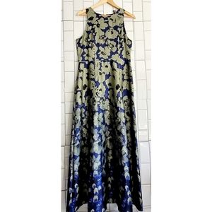 BANANA REPUBLIC Sleeveless Maxi Floral Maxi Dress Crew Neck Fit and Flare Colo